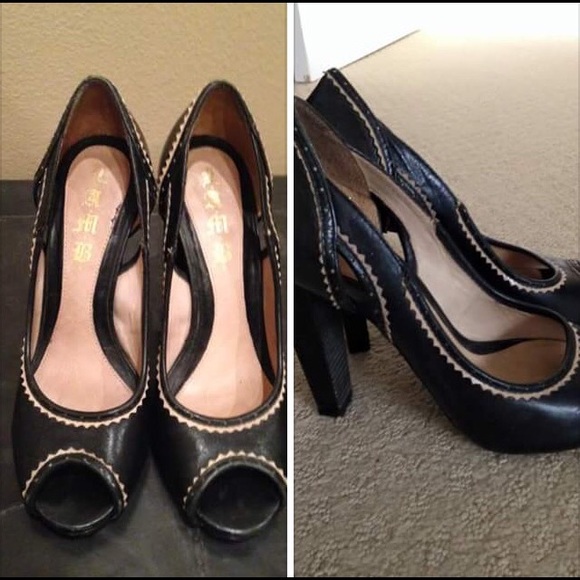 Lamb heels Size 7