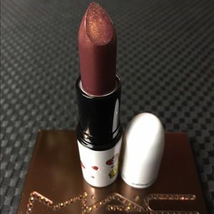 MAC Lustre Lipstick OH OH OH Archie's Girls