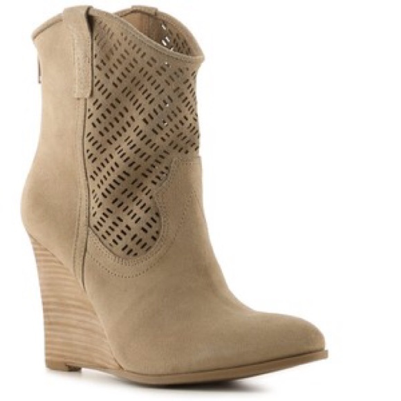 Crown Vintage Iris Wedge Bootie
