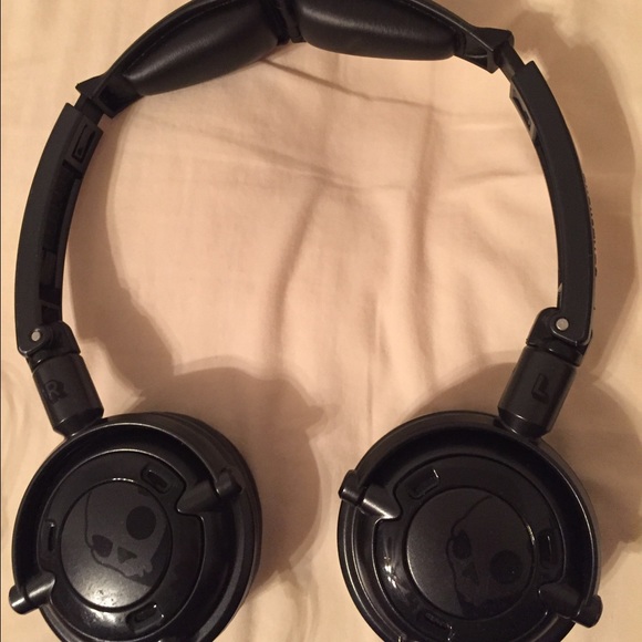 Skullcandy over ear headphones