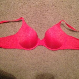 Red t shirt bra from Victoria secret