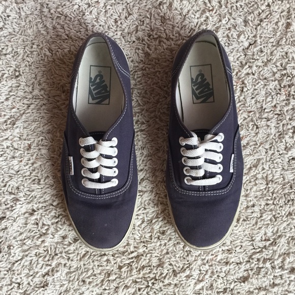 Vans navy thin women's sneakers!!