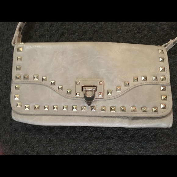 Beige Clutch/ Crossover Bag from Urban Expressions - Picture 1 of 4