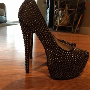 Black sparkly heels