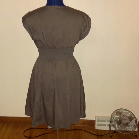 Dress - Picture 2 of 3