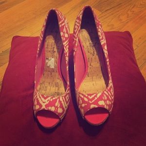 Peek toe pumps. Never worn