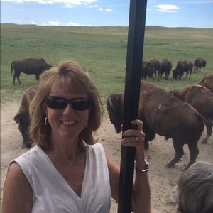 Meet your Posher, Laura