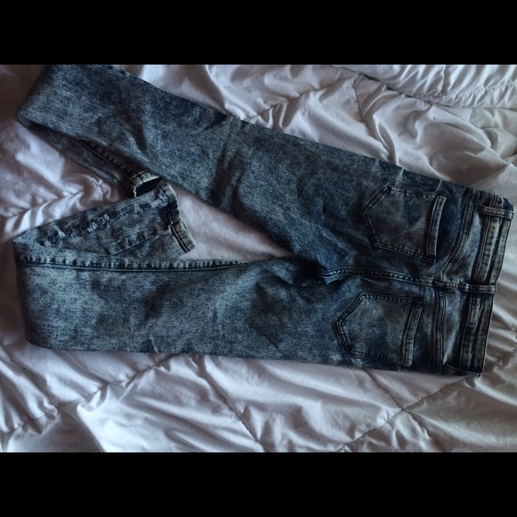 High waisted destructed