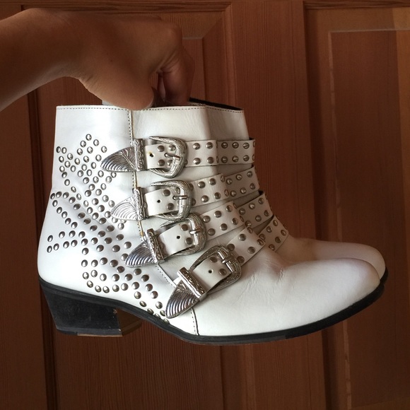 Ecoté urban outfitters ankle boots!! festival 7.5