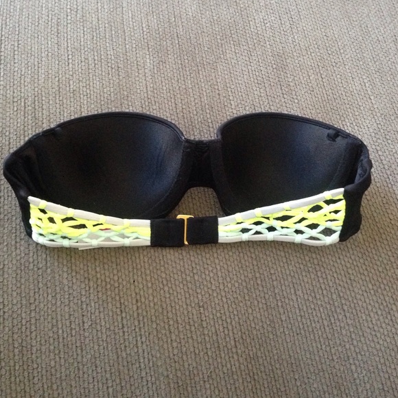 Strapless Bikini Top - Picture 2 of 3