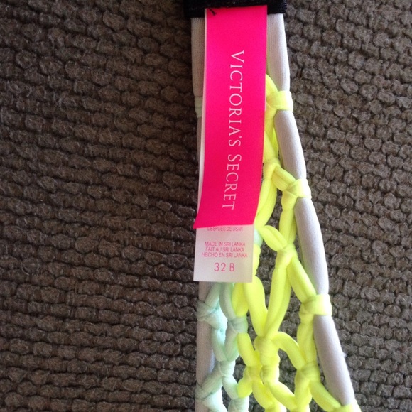 Strapless Bikini Top - Picture 3 of 3