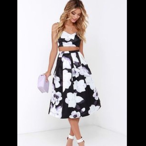 Lulu's Two Piece High Waisted Skirt and Crop Top