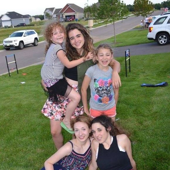 Meet your Posher, Sandi - Picture 1 of 1