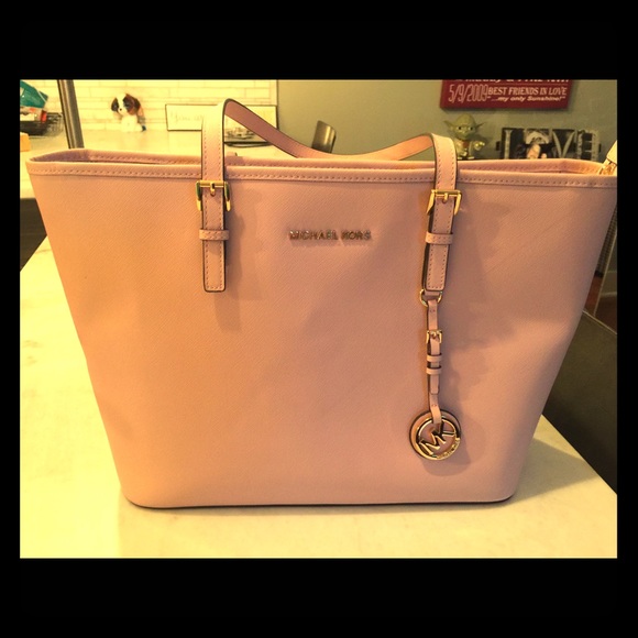 Authentic Michael Kors Jet Set Travel Tote