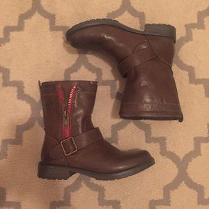 ✨SALE✨Madden Girl Brown Booties