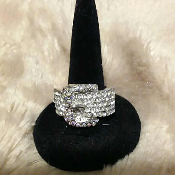 Rhinestone buckle stretch ring - Picture 2 of 4