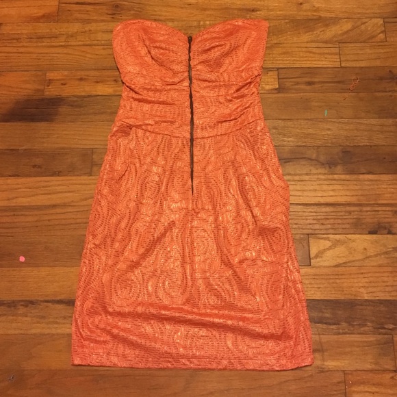 Strapless Mellon/orange dress