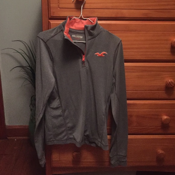 Long sleeve zip up hollister