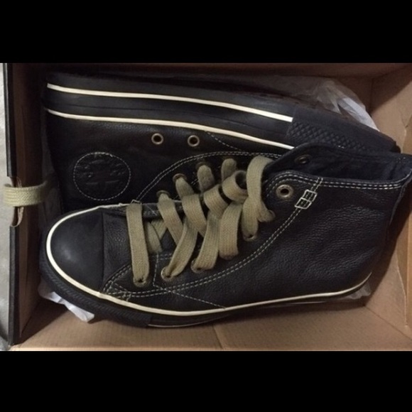 NEW Black Leather Converse