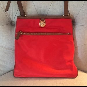 Sale🌸 Michael Kors burnt orange crossbody