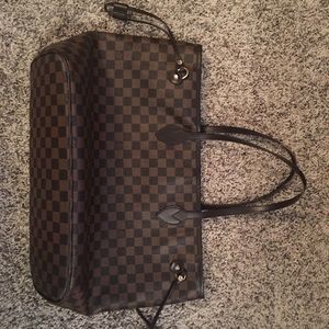 LV not authentic