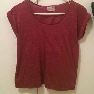 Plain red top