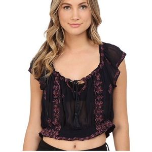 CLOSET CLOSING Indigo boho crop top