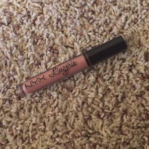Nyx lip lingerie liquid lipstick