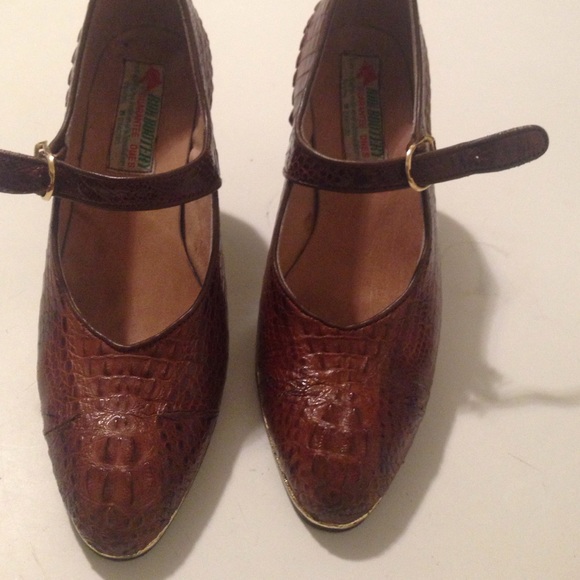 Genuine alligator baby doll pumps💥💥sale - Picture 1 of 4