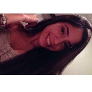 Meet your Posher, Julia