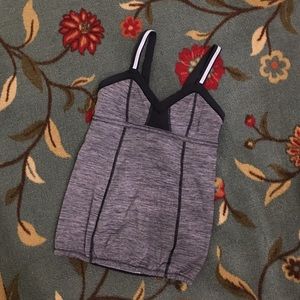 Lululemon reflective strap tank with built in bra