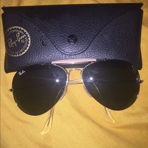 Gold Ray-Ban Outdoorsman II Aviators