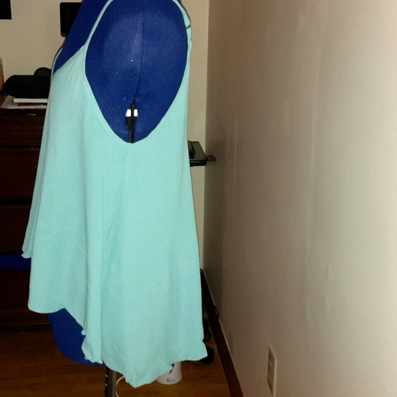 Tank top - Picture 2 of 3