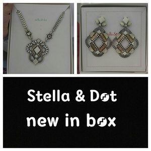 NWOT Necklace and earings set