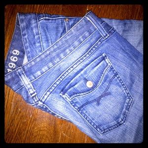 Gap mid-rise flare blue jean size 10