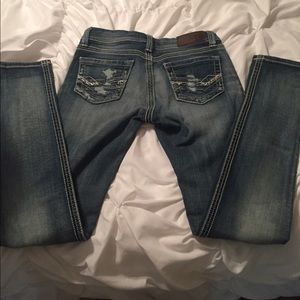 NWOT Buckle jeans