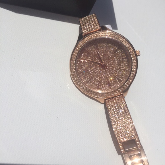 Michael Kors Accessories - 🎉🎉Host Pick🎉🎉Michael Kors Watch