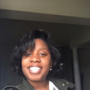 Meet your Posher, Sasha