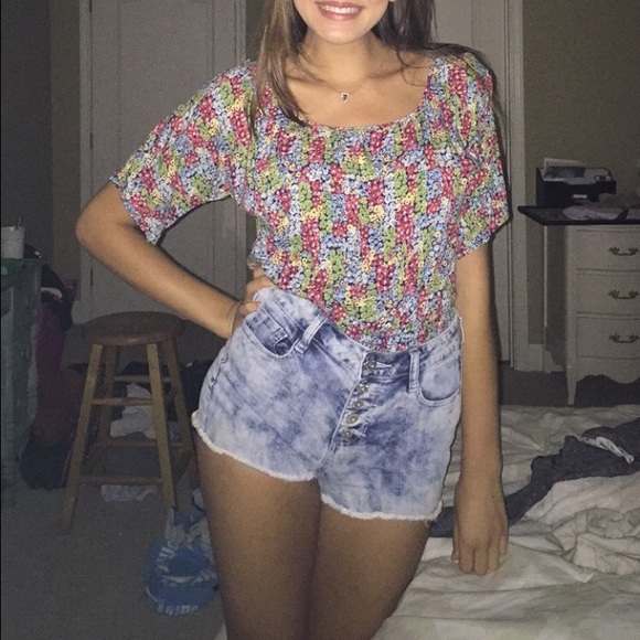 Floral flowy top