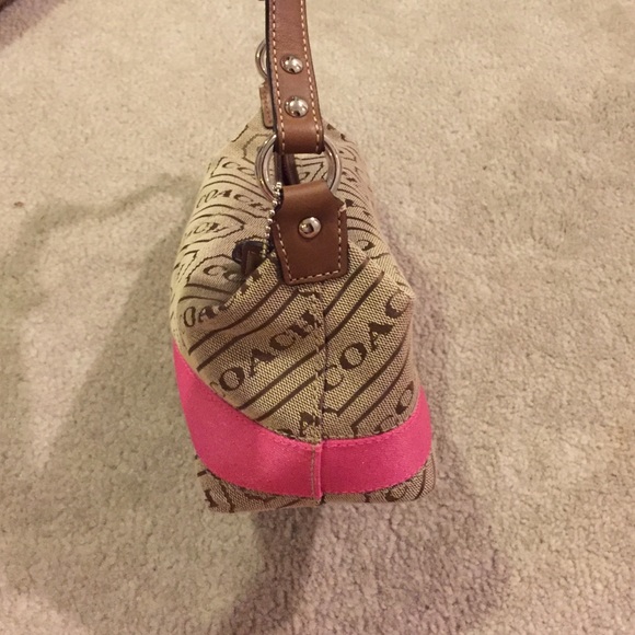small coach purse - Picture 2 of 3