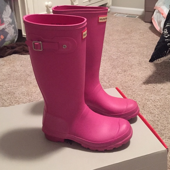 Hunter Shoes - Sold on Merc!! Hunter Rain Boots