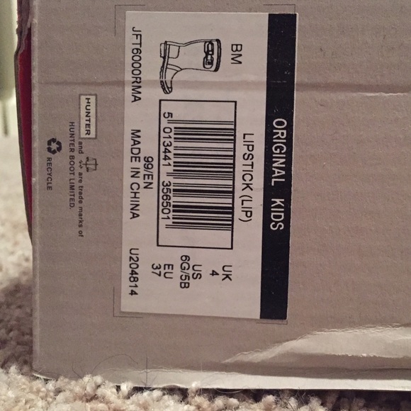 Sold on Merc!! Hunter Rain Boots - Picture 4 of 4