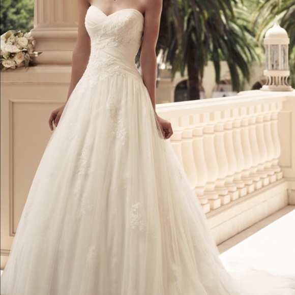 Never worn Casblanca Wedding Dress
