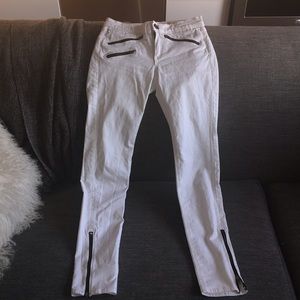 Rag & Bone white skinny jeans w/zipper detail