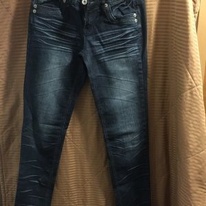 Dark demin skinny jeans