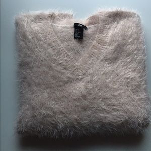 🍥H&M women's M sweater