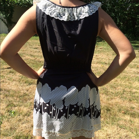 Yumi black and white polkadot & lace mini dress L - Picture 4 of 4