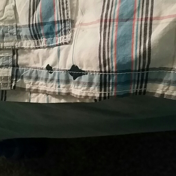 Red camel shorts - Picture 2 of 2