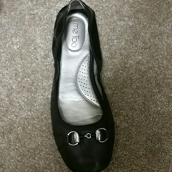 Casual flats with silver detail buckle