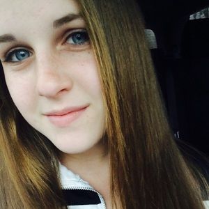 Meet your Posher, Danica